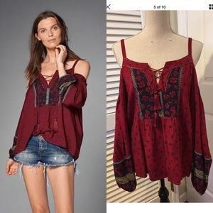 ABERCROMBIE & FITCH Cold Shoulder Top Blouse